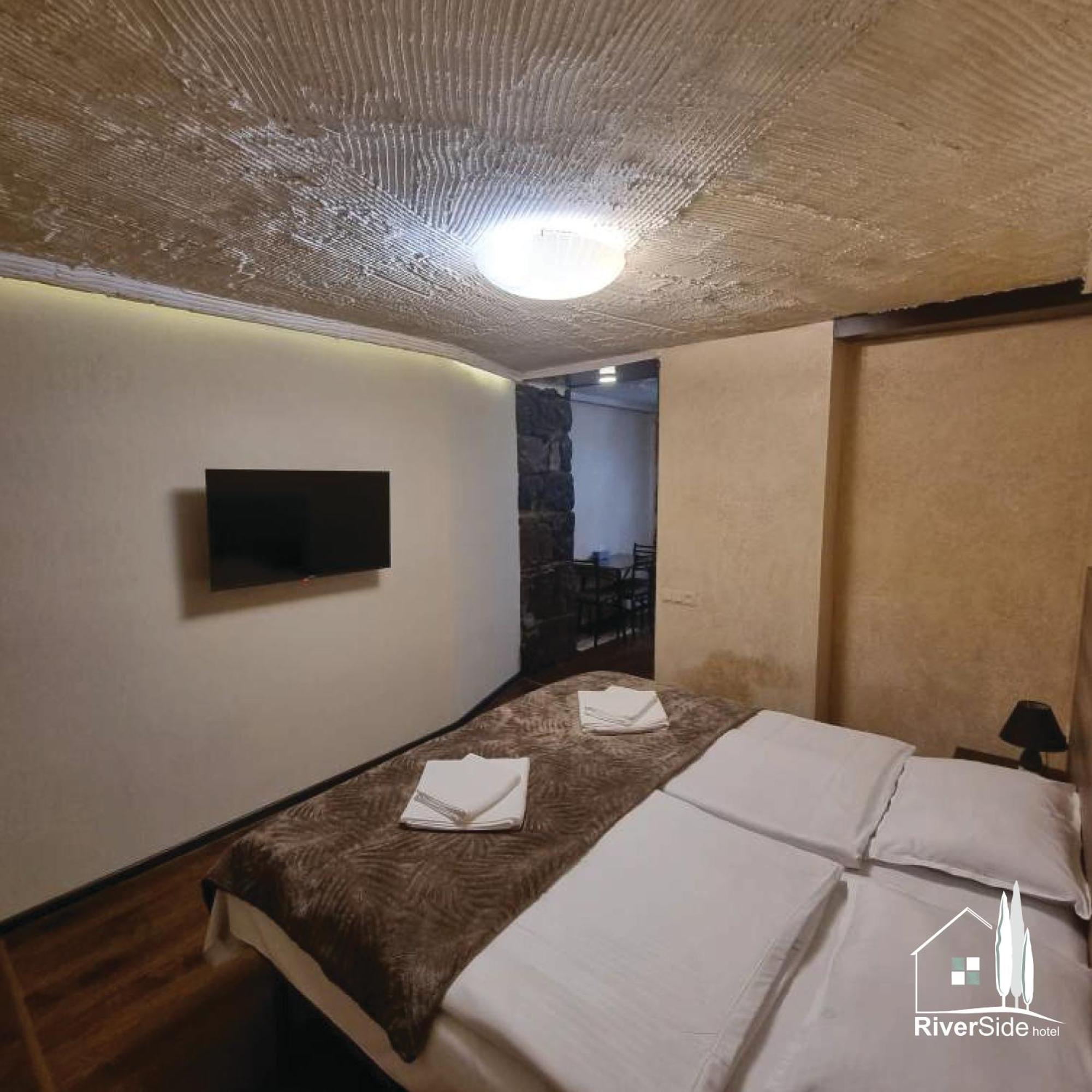 River House Boutique Hotel Jerevan Exteriör bild